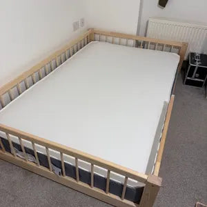 remium Montessori kids bed crafted from knot-free pine wood for UK homes